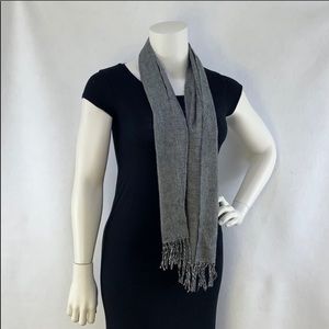 (Unisex) Acrylic houndstooth scarf with fringes